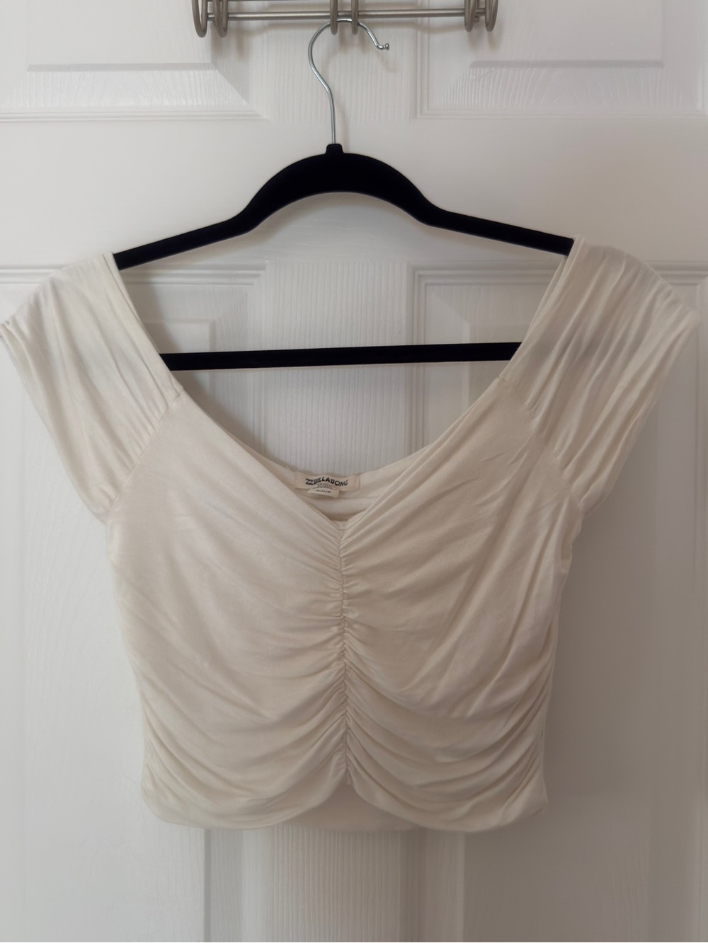 Billabong White Off the Shoulder Ruched Crop Top, size medium